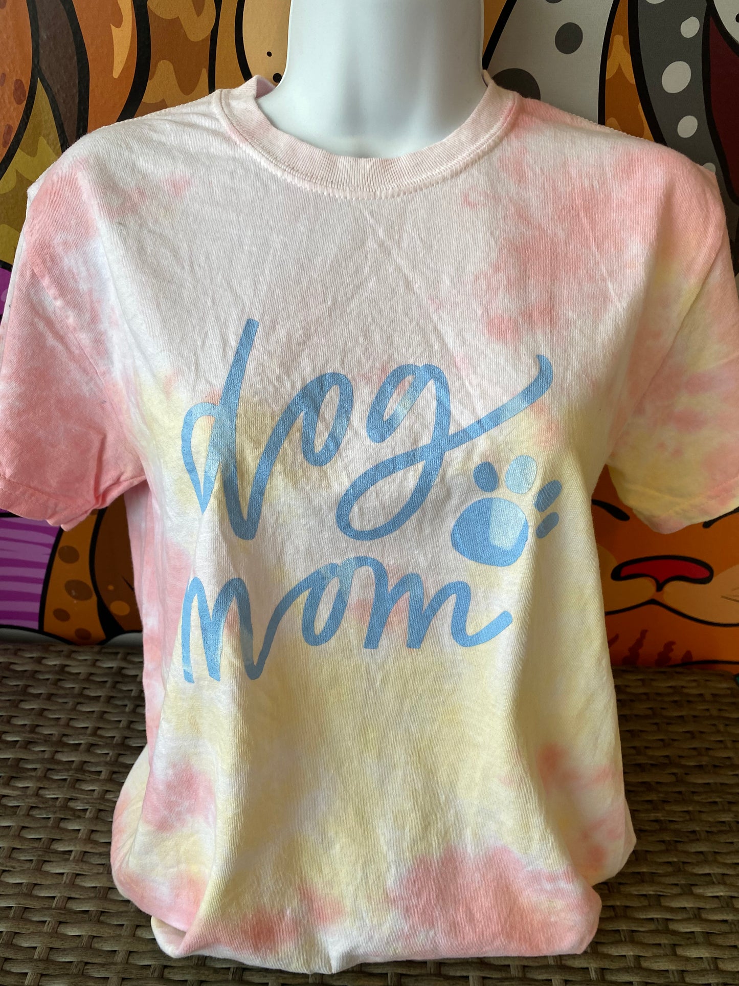 Dog Mom Tye Dye T-Shirt